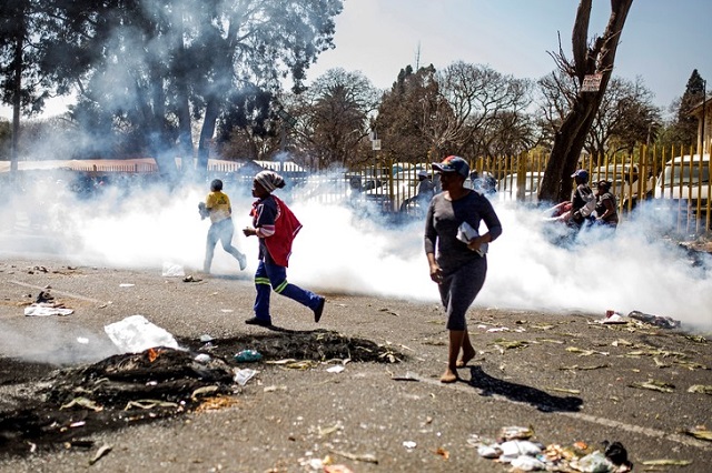 Violences en Afrique du Sud :  Le réseau « AFRIKKI » exige des mesures immédiates pour stopper la vague de xénophobie