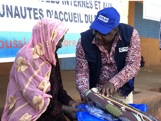 Commune de Kongoussi : Le directeur régional de Plan International solidaire des déplacés internes 