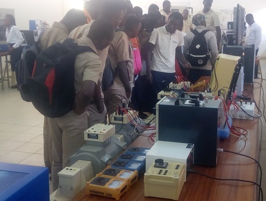 Journées portes ouvertes : L’Institut supérieur de génie électrique du Burkina s’ouvre aux élèves