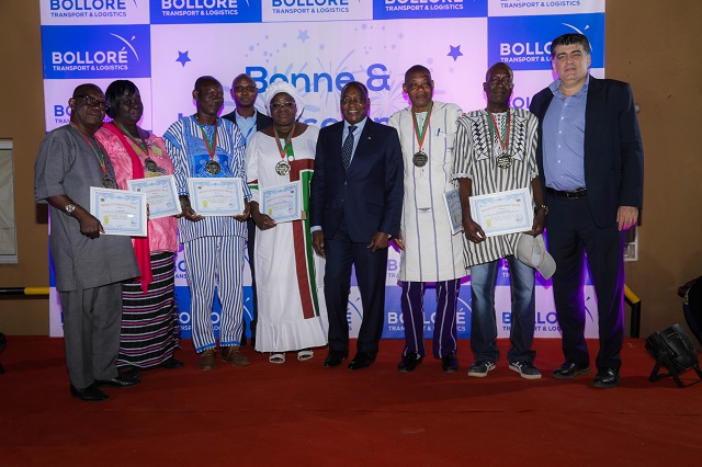 Bolloré Transport & logistics BURKINA FASO : 2020 commence avec des médailles pour collaborateur