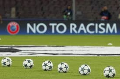 Racisme dans le football : Sanctionner des clubs pour dire stop !
