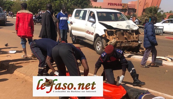 Ouagadougou : Un triporteur se fait 