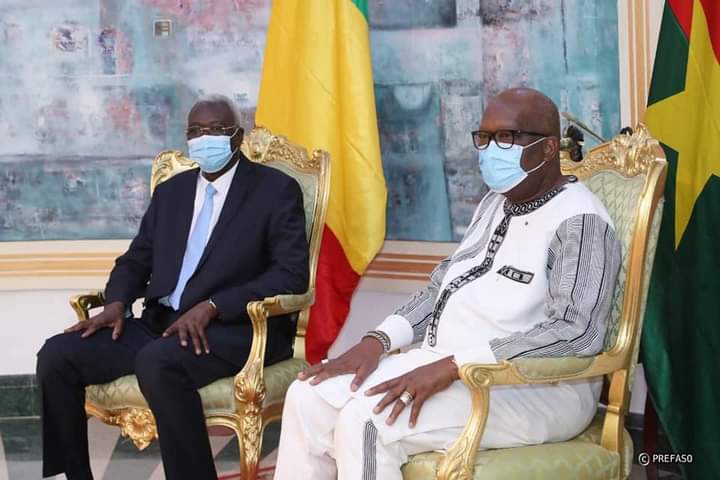Burkina-Mali : Roch Kaboré et Bah N’Daw veulent donner un nouveau souffle à la coopération bilatérale
