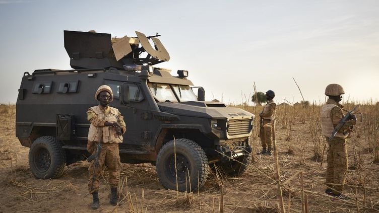 Burkina : L’armée a réalisé 312 patrouilles et escortes et 9 opérations aériennes du 9 au 15 février 2021