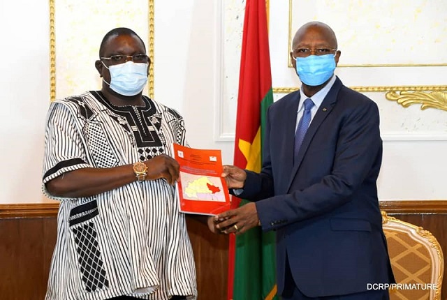 Burkina : Christophe Dabiré reçoit un rapport sur les défis sécuritaires dans la région de l’Est