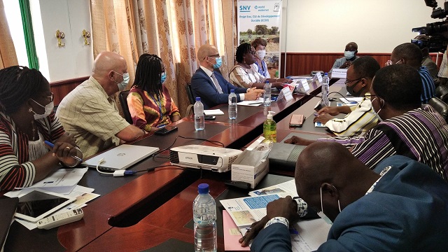 Burkina Faso : Le ministère de l’Eau et la SNV signent une convention pour la mise en œuvre du projet « Eau, clé du développement durable »