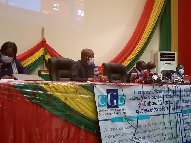 Processus électoral au Burkina : « Si on ne fait pas attention, ce sont les coûts qui vont dégoûter les citoyens », alerte Newton Ahmed Barry 