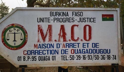 Covid-19 au Burkina : Un détenu testé positif à la MACO, les visites suspendues temporairement 