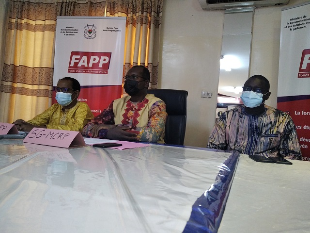 Fonds d’appui à la presse privée (FAPP) :  Les bénéficiaires sont rentrés en possession de leurs chèques