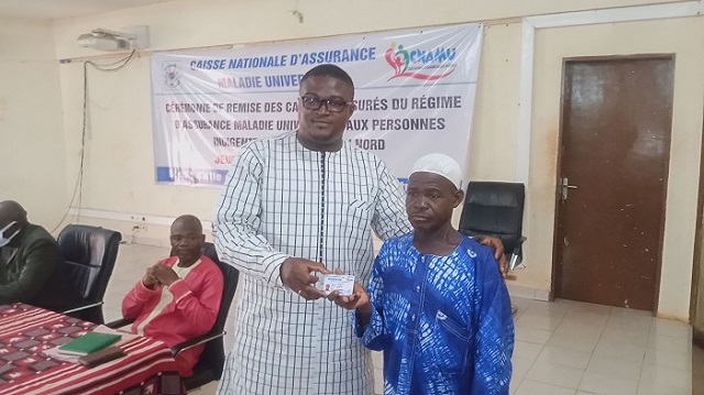 Régime d’assurance maladie universelle/ Burkina : 1 115 personnes indigentes de la région du Nord reçoivent leurs cartes d’assurés