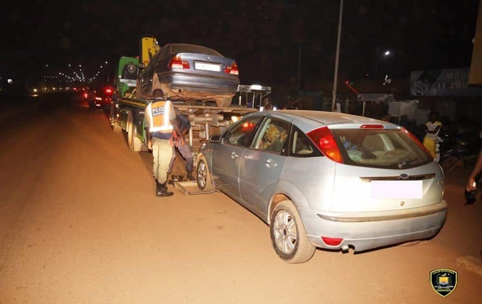 Stationnements anarchiques à Ouaga : Arrêt sur ces usagers aux comportements mal fichus ! 