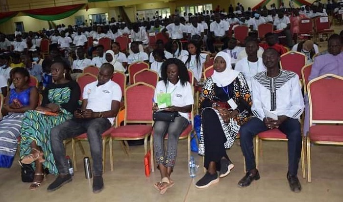 Burkina : La jeunesse partagée entre le Sommet Afrique-France à Montpellier et le Forum national des jeunes à Koudougou