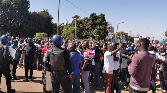 Situation sécuritaire au Burkina : Des manifestants exigent la démission du président du Faso, Roch Kaboré