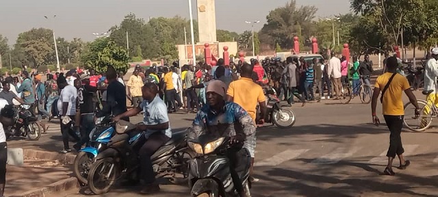 Marche à Ouagadougou : Des commerces fermés sur l’avenue de l’indépendance, la Place de la nation inaccessible 