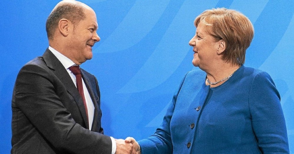 Allemagne : Olaf Scholz succède à Angela Merkel et devient chancelier