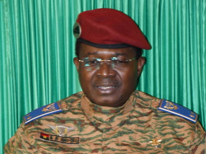 Burkina : Le ministre des Armées invite à la mobilisation générale pour soutenir les Forces de défense et de sécurité