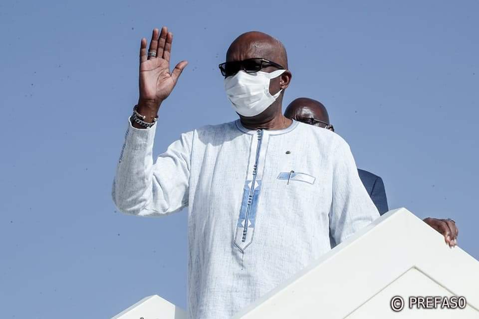 CEDEAO :  Le président Roch Kaboré à Accra pour un sommet extraordinaire sur la situation politique au Mali