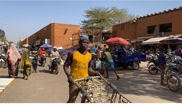 Burkina : Après le coup d’Etat du 24 janvier 2022 la vie reprend son cours à Ouagadougou