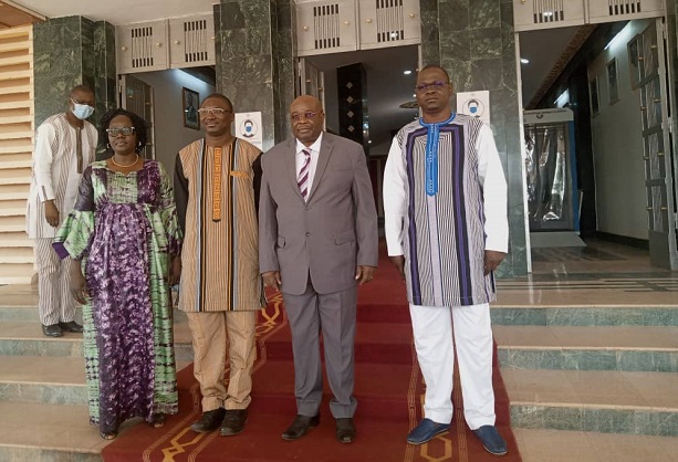 Primature du Burkina : Le nouveau Premier ministre Albert Ouédraogo prend ses quartiers 