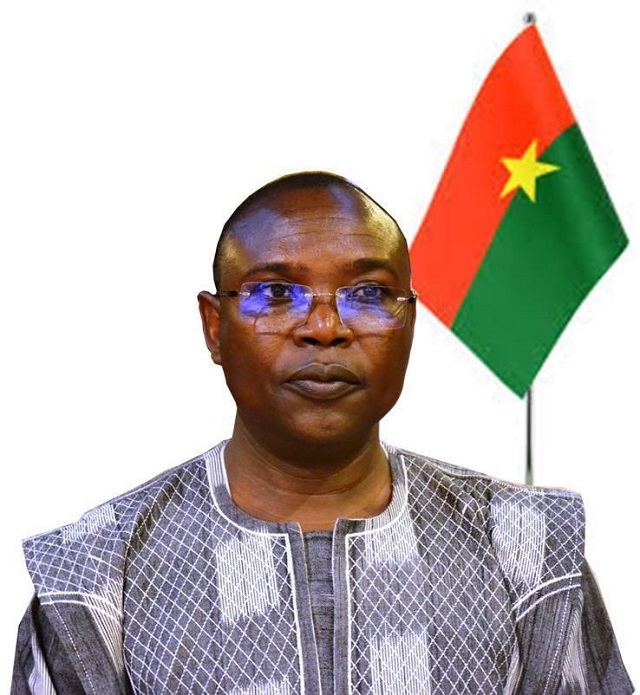Protocole d’Etat au Burkina : L’ambassadeur Robert Compaoré est nommé directeur général