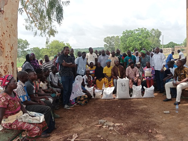 Restauration du paysage au Sahel : Dix tonnes de semences améliorées offertes au Burkina Faso