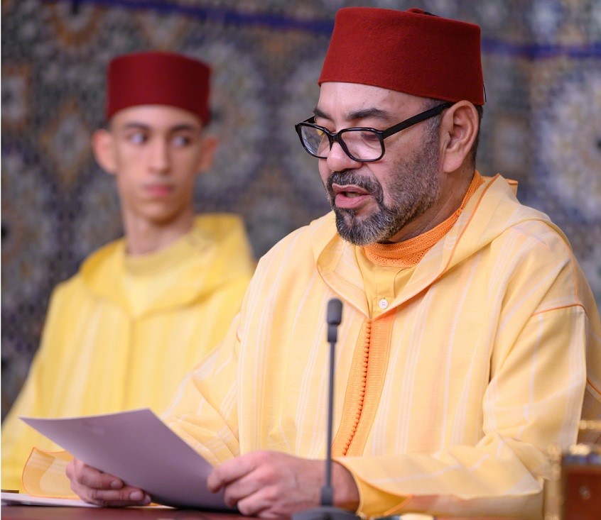 23e anniversaire de la fête du trône : Le roi du Maroc tend une main fraternelle à l’Algérie