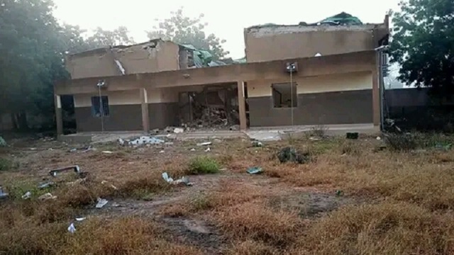 Nayala : Plusieurs édifices publics attaqués, du matériel et des vivres emportés par des HANI
