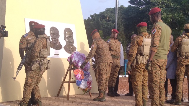 15 octobre 2022 : Le capitaine Ibrahim Traoré rend hommage au président Thomas Sankara 