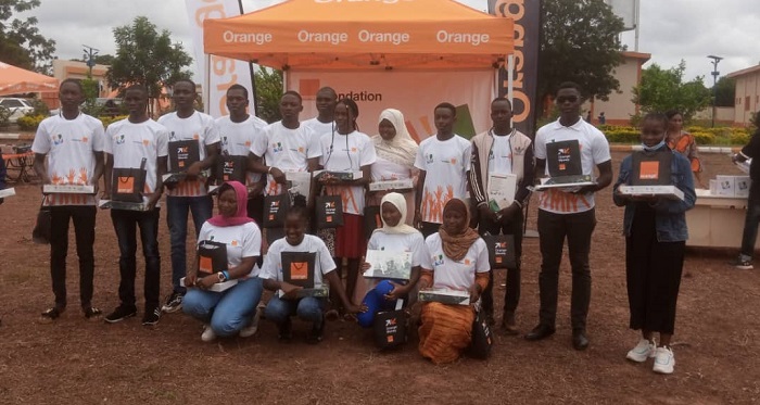 Burkina/Éducation : La première promotion du lycée scientifique régional de Bobo-Dioulasso effectue sa sortie 