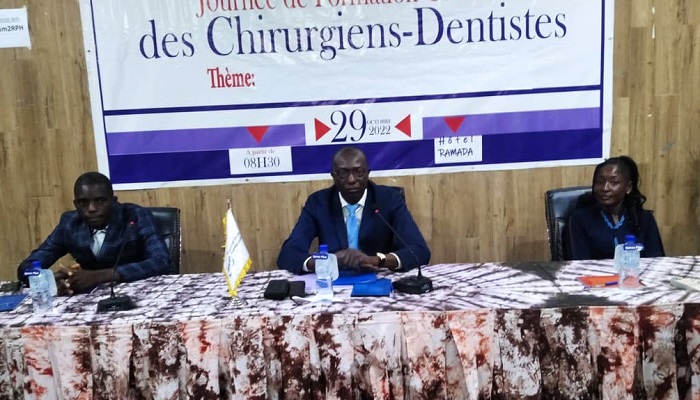 Soins dentaires au Burkina : Les dentistes  préoccupés par les défis environnementaux 