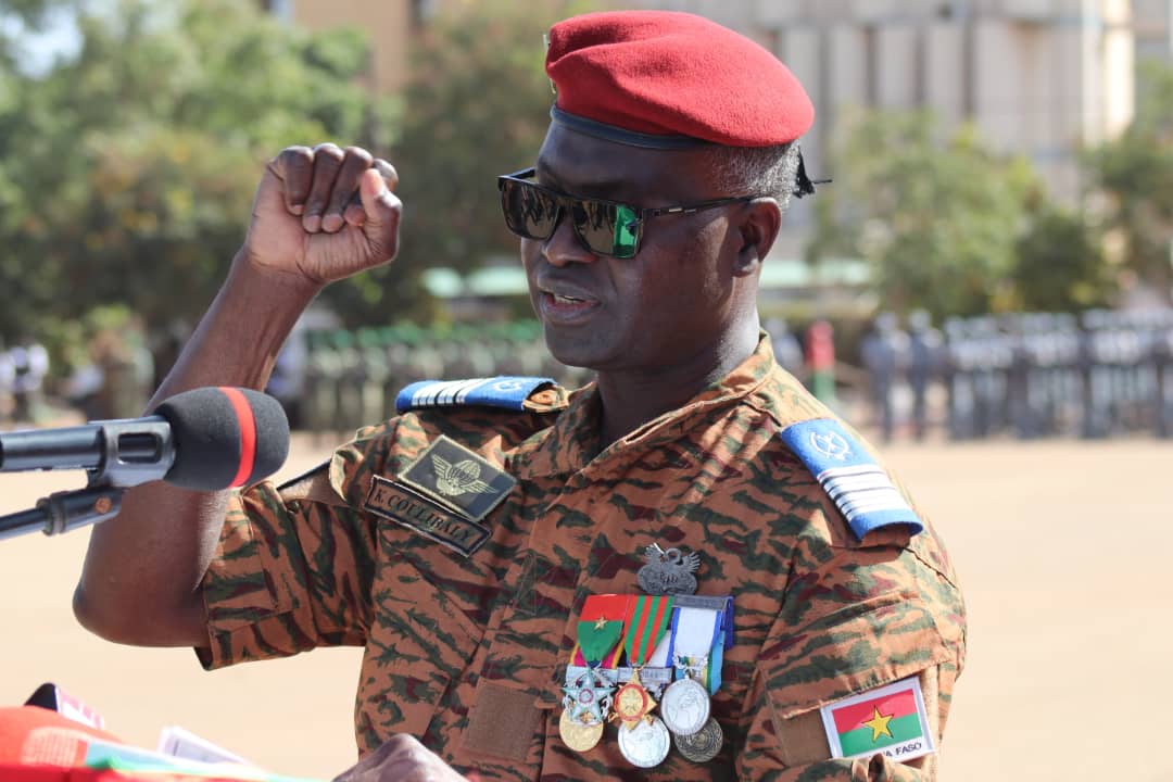 Burkina : « Les forces armées nationales ont une obligation de résultat », rappelle le ministre de la Défense  Kassoum Coulibaly