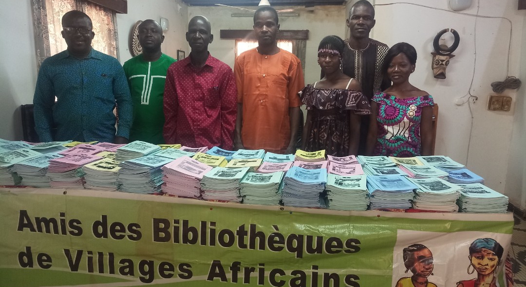 Promotion de la lecture publique : L’association Amis des bibliothèques des villages du Burkina fait don de 3 000 livres