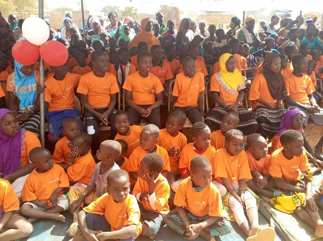 Arbre de Noël : World Vision Burkina offre une fête mémorable à 200 enfants déplacés à Kaya