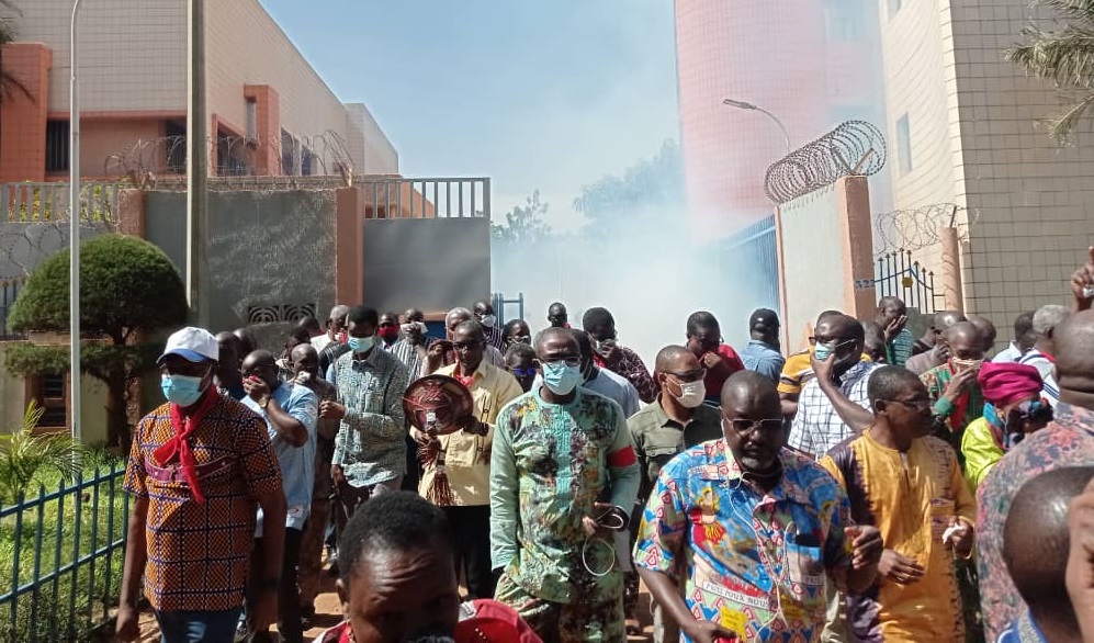 Moov Africa Burkina : Les travailleurs interdits d’accéder aux locaux 
