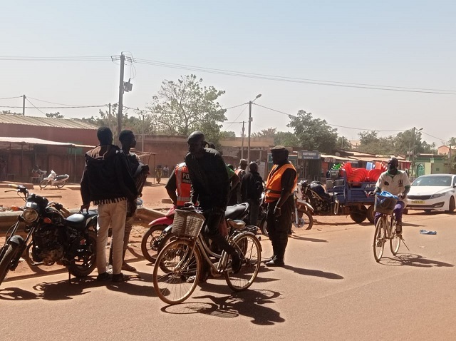 Respect du code de la route : Certains usagers biens rusés réussissent à se glisser entre les mailles de la police à Ouagadougou