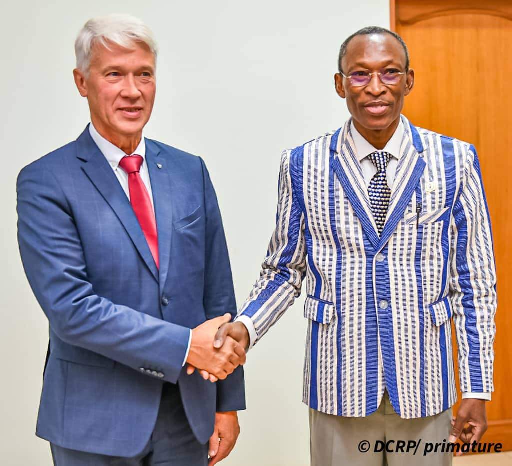 Coopération Burkina Faso-Russie : Le Premier ministre échange avec l’ambassadeur Alexey SALTYKOV