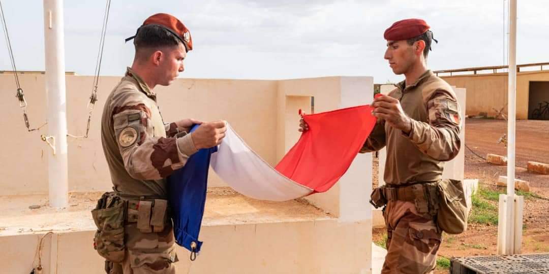 Transition au Burkina : La France retirera ses troupes d’ici « un mois » (ministère français des affaires étrangères) 