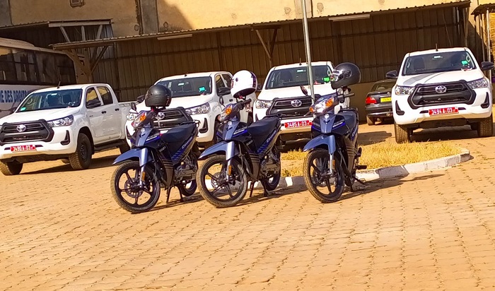 Burkina : Le PNUD offre 14 véhicules et trois motos au ministère de la Justice 