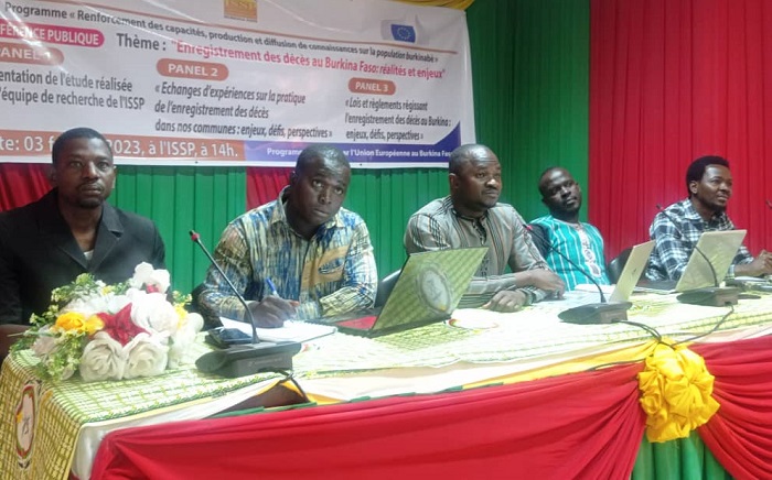 Burkina Faso : Une conférence publique pour discuter des enjeux et défis de l’enregistrement des décès 