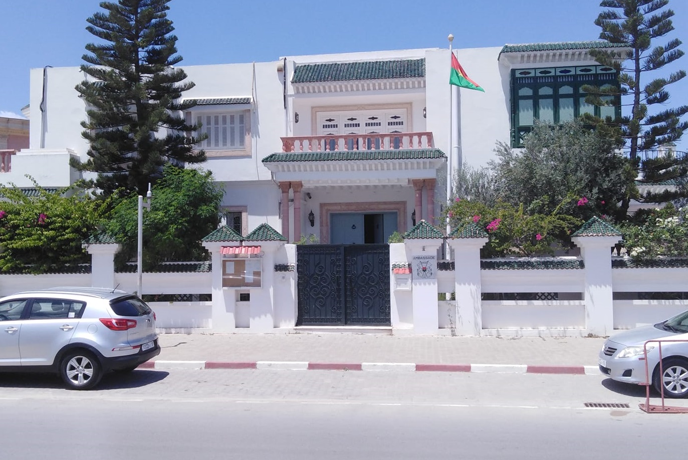 Situation en Tunisie :  L’ambassade du Burkina invite  ses ressortissants au calme et au respect des lois  tunisiennes