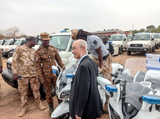 Lutte antiterroriste au Burkina : Le Japon renforce les capacités opérationnelles de la police nationale avec un don de plus d’un milliard de francs CFA