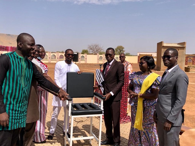 Santé au Burkina : Du matériel pour améliorer les services de kinésithérapie de quatre centres hospitaliers régionaux 