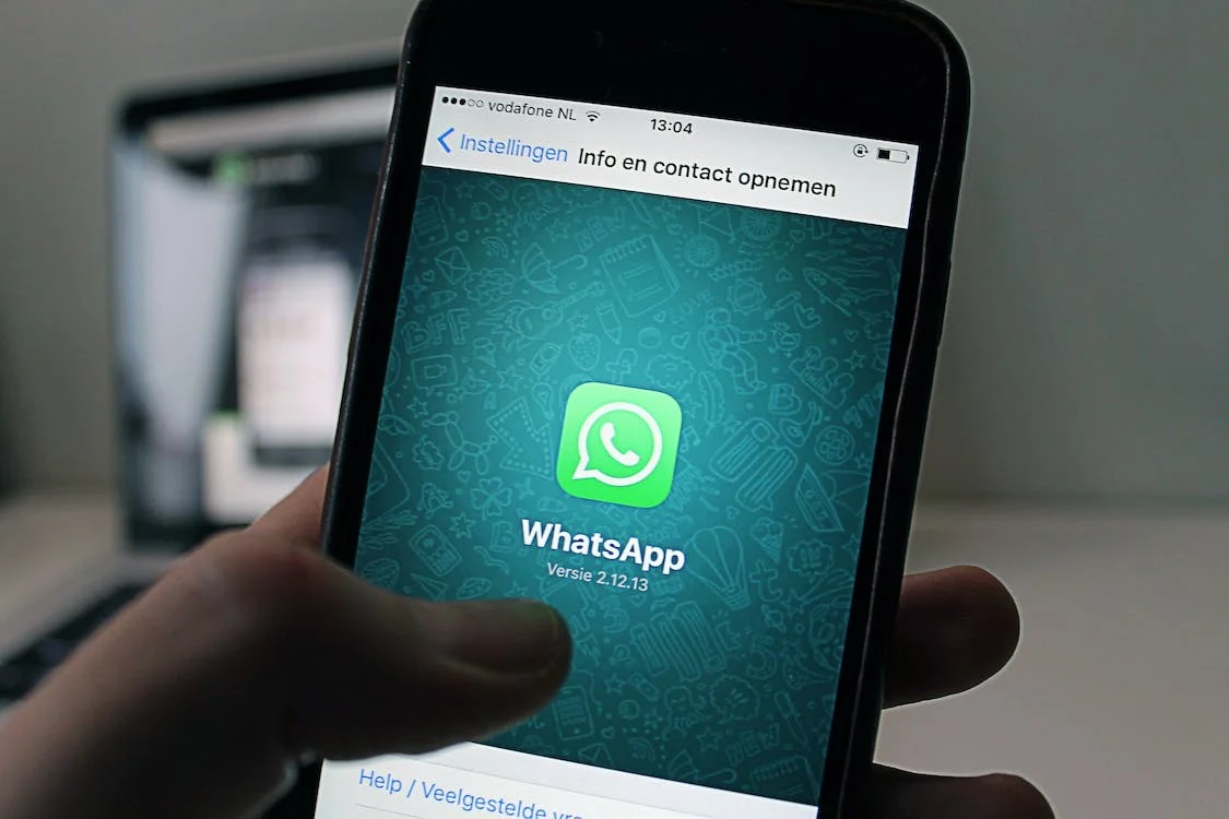 WhatsApp : Une nouvelle fonctionnalité en développement pourrait définir une date d’expiration des groupes 