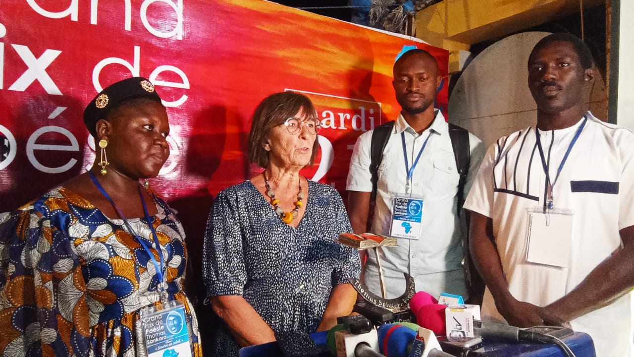 Burkina Faso : Marie-Clotilde Bastide remporte le premier grand prix de poésie Thomas Sankara 