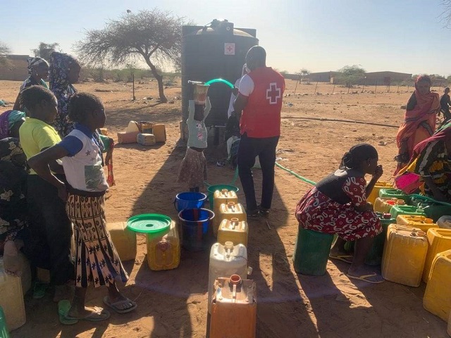 Journée mondiale de l’eau : La Croix-Rouge burkinabè soulage les PDI du Sahel
