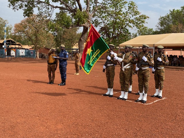 Gendarmerie nationale : La 50e promotion des élèves sous-officiers présentée au drapeau