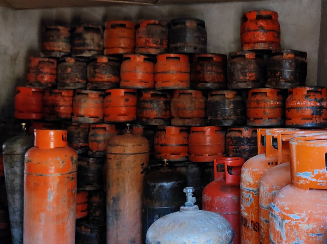 Lutte contre la fraude : Plus de 400 bouteilles de gaz en conditionnement saisies à Ouagadougou 