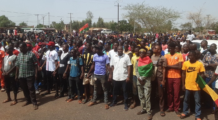 Grande marche de soutien : Le Centre-ouest engagée derrière le président Ibrahim Traoré pour lutter contre le terrorisme 