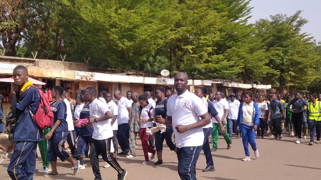 Burkina/ 75 ans des écoles lassalliennes :  Un cross populaire pour symboliser l’endurance des Frères des écoles chrétiennes  