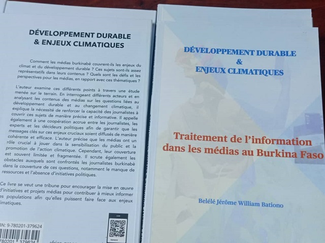 Littérature : William Bationo décortique le traitement de l’information climatique dans les médias burkinabè